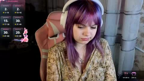 hristie online show from April 22, 10:44 pm