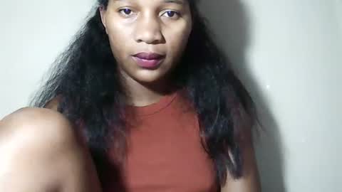Snapshot of lovelylarra chatting on May 9, 9:20 pm lovelylarra online show from May 9, 9:20 pm