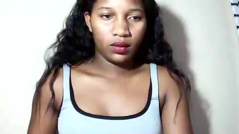 Snapshot of lovelylarra chatting on June 3, 6:24 pm lovelylarra online show from June 3, 6:24 pm