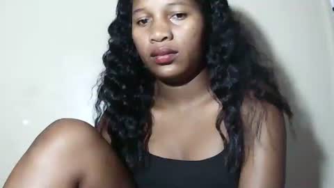 Snapshot of lovelylarra chatting on June 5, 7:41 pm lovelylarra online show from June 5, 7:41 pm