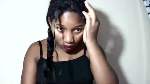 Snapshot of lovelylarra chatting on June 9, 7:36 pm lovelylarra online show from June 9, 7:36 pm