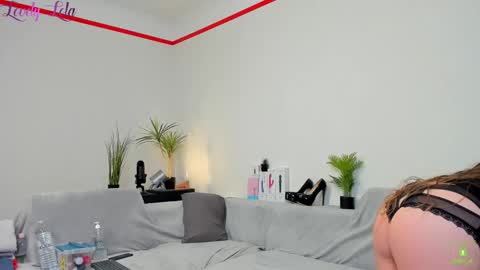 Lola online show from November 14, 11:13 pm