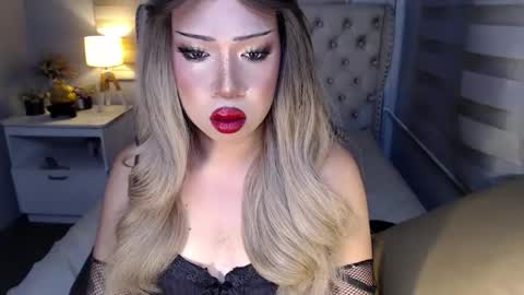 Snapshot of lovelymarie69 chatting on March 26, 12:11 pm Rebeca online show from March 26, 12:11 pm