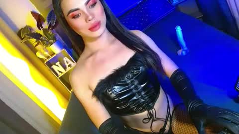 Snapshot of lovelymiss_shyna11 chatting on June 1, 3:36 pm lovelymiss_shyna11 online show from June 1, 3:36 pm
