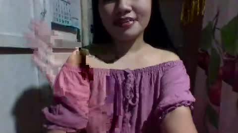 lovelymocha27s online show from January 25, 10:51 am