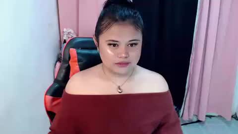 lovely online show from February 22, 6:57 am