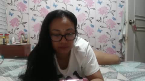 Snapshot of lovelyquey chatting on February 15, 3:09 am Angelquey online show from February 15, 3:09 am