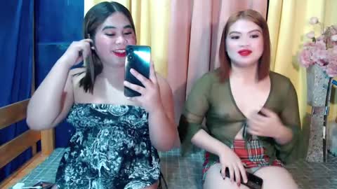 Snapshot of lovelyrhean chatting on December 14, 4:09 pm Rhean online show from December 14, 4:09 pm