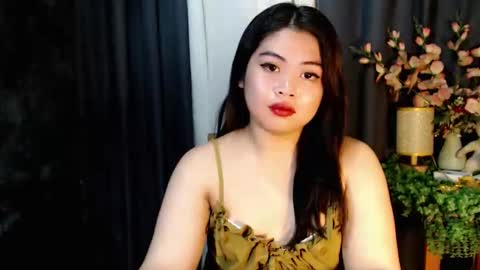 Snapshot of lovelyrhean chatting on September 18, 1:46 pm Rhean online show from September 18, 1:46 pm