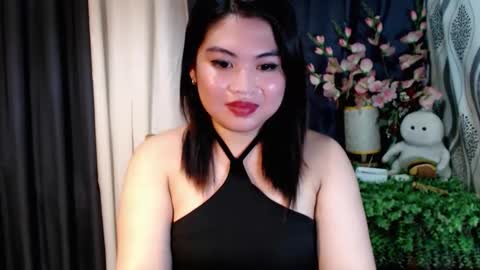 Snapshot of lovelyrhean chatting on September 27, 6:18 am Rhean online show from September 27, 6:18 am