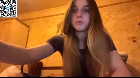 ELA online show from April 18, 6:56 pm