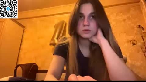 ELA online show from April 18, 7:07 pm