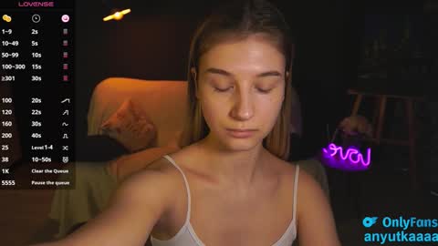 Anna online show from February 11, 2:24 pm