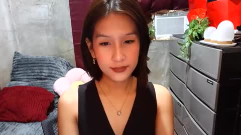 loveme_fiona online show from February 24, 4:43 am