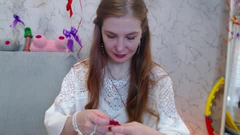 Snapshot of lovepeanutgirl chatting on April 9, 12:10 pm Mary Love online show from April 9, 12:10 pm