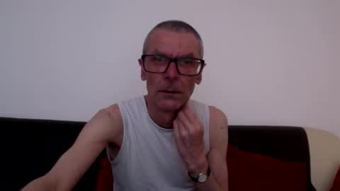 Snapshot of lovepvclate40s chatting on May 2, 4:56 pm lovepvcearly50s online show from May 2, 4:56 pm