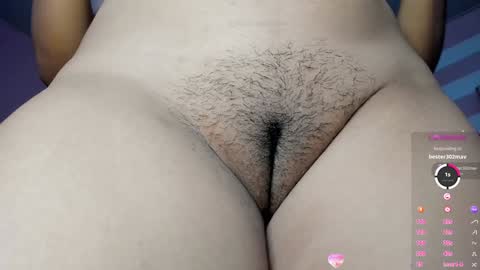 Snapshot of lovequinnn chatting on December 9, 12:34 am Love online show from December 9, 12:34 am