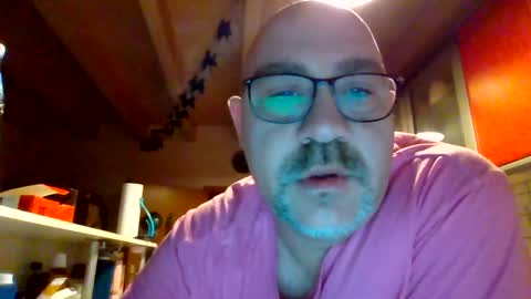 Snapshot of lover010983 chatting on February 16, 5:04 am lover010983 online show from February 16, 5:04 am