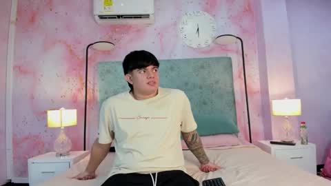 loverebels_ online show from November 9, 12:36 pm