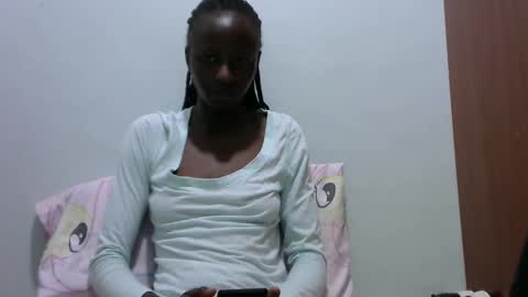 lovergal222 online show from January 14, 3:22 am