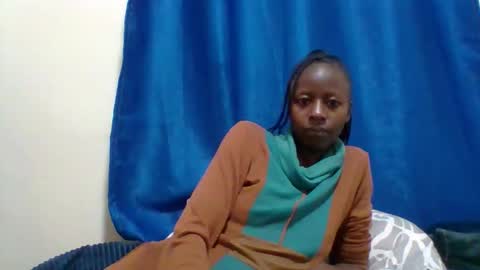 lovergal222 online show from December 22, 5:21 pm