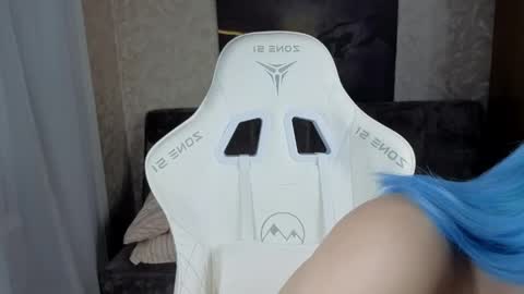 lovers613228 online show from April 19, 6:10 pm