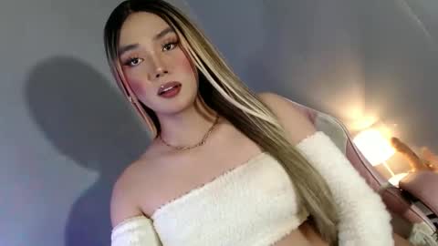 lovers moon22 online show from February 8, 2:04 am