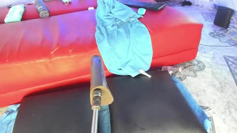 Dakota online show from March 2, 5:54 am