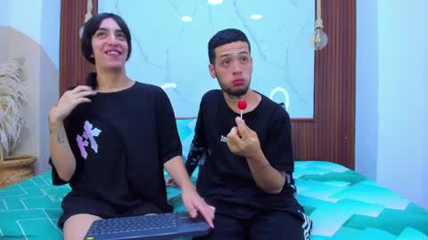 sofia and bryan online show from April 5, 3:26 am