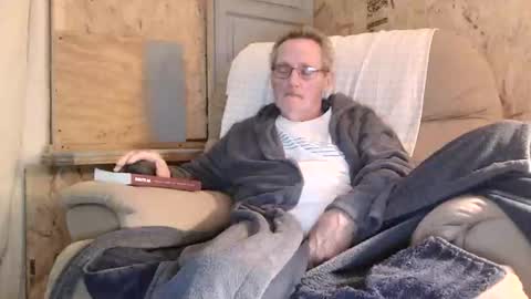 Snapshot of lovesex6565 chatting on November 17, 1:50 pm just here to have fun and cum online show from November 17, 1:50 pm