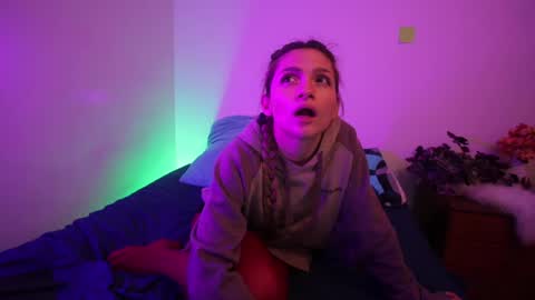 LovesKingdom online show from October 28, 4:38 am