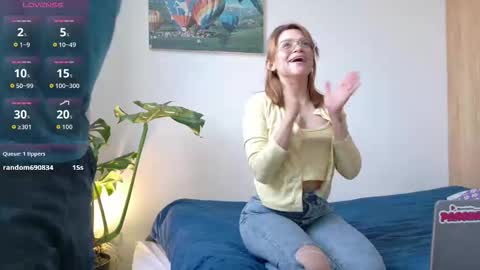 LovesKingdom online show from December 3, 9:24 pm