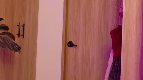 LovesKingdom online show from April 19, 12:48 pm