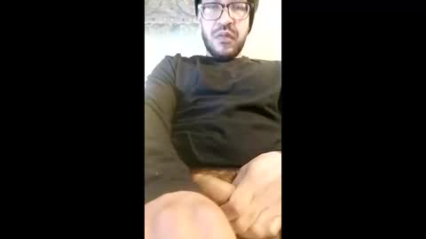 lovesounddistortion25 online show from April 21, 7:47 am