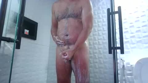 Lovetobeseen online show from March 4, 4:57 pm