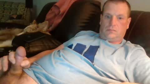 Snapshot of lovetocum37 chatting on May 3, 3:56 am lovetocum37 online show from May 3, 3:56 am