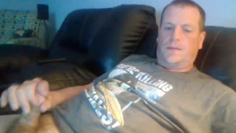 Snapshot of lovetocum37 chatting on May 11, 12:05 am lovetocum37 online show from May 11, 12:05 am
