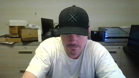 Snapshot of lovetofps chatting on January 6, 4:13 pm Love2Game online show from January 6, 4:13 pm