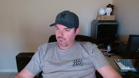 Snapshot of lovetofps chatting on February 27, 7:47 pm Love2Game online show from February 27, 7:47 pm