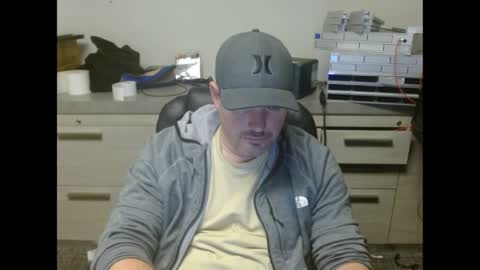 Snapshot of lovetofps chatting on April 3, 5:22 pm Love2Game online show from April 3, 5:22 pm