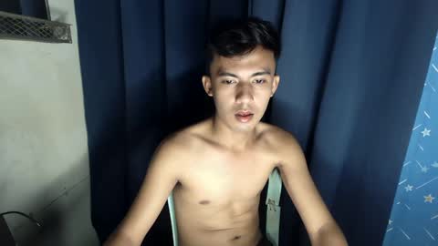 lovetosuckxox online show from February 11, 2:24 pm