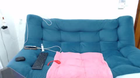 cutelucy 3 online show from December 27, 1:18 pm