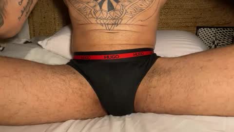 loveweed22 online show from May 3, 9:54 pm