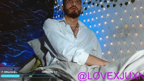 Snapshot of lovexjuxn77 chatting on May 20, 3:02 am lovexjuxn77 online show from May 20, 3:02 am