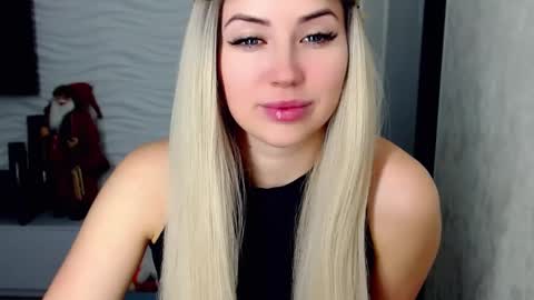 Rosie  online show from December 15, 12:06 pm