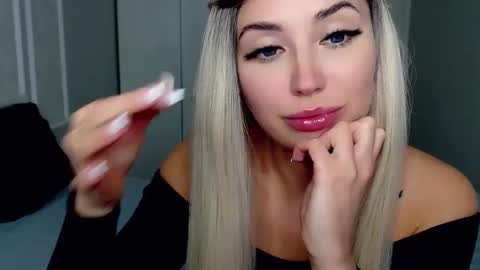 Rosie  online show from February 18, 12:17 pm