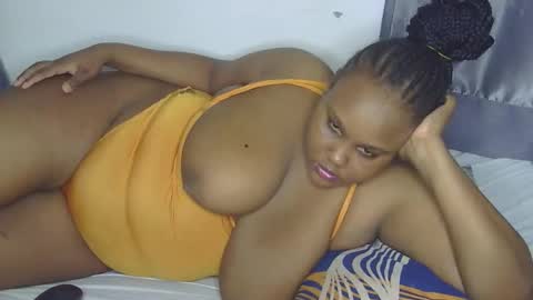 loveytiana online show from April 23, 6:58 am