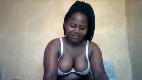 loviett online show from May 9, 1:49 pm