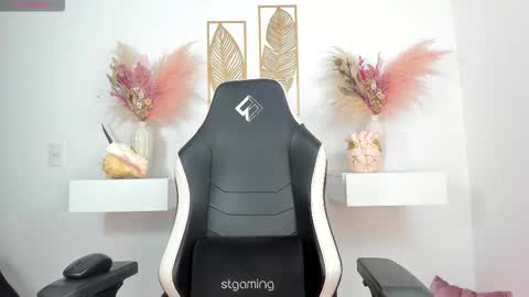 Rossy online show from February 8, 11:30 pm