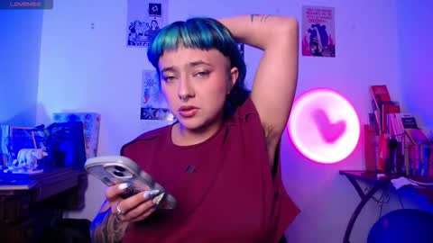 Snapshot of loving_alma chatting on November 29, 5:43 am loving_alma online show from November 29, 5:43 am